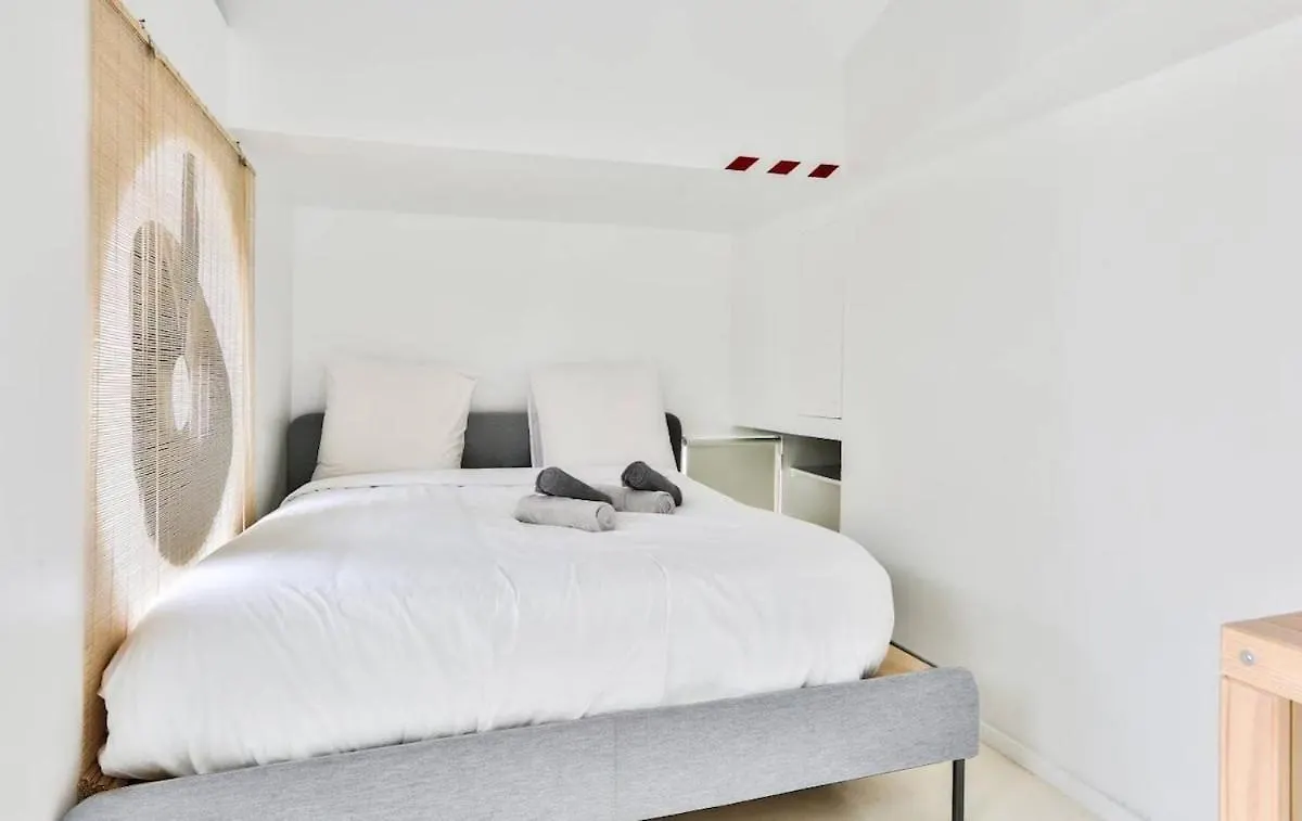 Apartment On Rue Pierre Fontaine باريس 0*,  فرنسا
